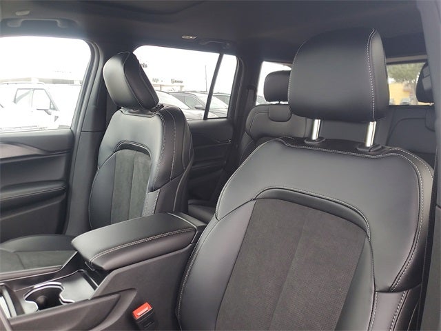 2025 Jeep Grand Cherokee GRAND CHEROKEE ALTITUDE X 4X2