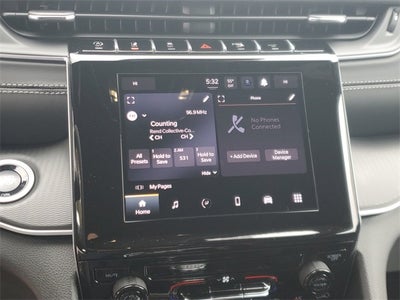 2025 Jeep Grand Cherokee GRAND CHEROKEE LAREDO 4X2