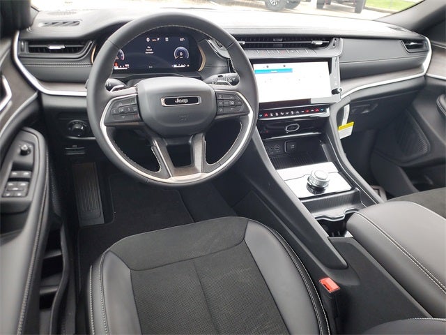 2026 Jeep Grand Cherokee GRAND CHEROKEE ALTITUDE 4X2