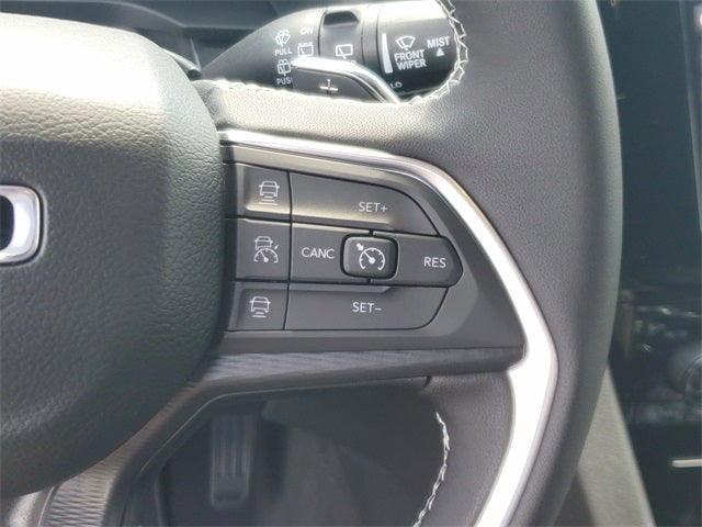 2025 Jeep Grand Cherokee GRAND CHEROKEE L ALTITUDE X 4X2