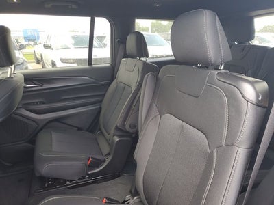 2026 Jeep Grand Cherokee GRAND CHEROKEE L LAREDO 4X2