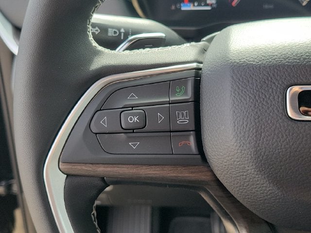 2027 Jeep Grand Cherokee GRAND CHEROKEE L LAREDO ALTITUDE 4X2