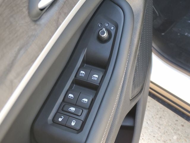 2026 Jeep Grand Cherokee GRAND CHEROKEE L LAREDO ALTITUDE 4X2