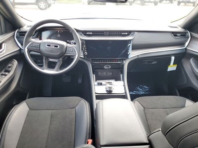 2026 Jeep Grand Cherokee GRAND CHEROKEE L LAREDO ALTITUDE 4X2