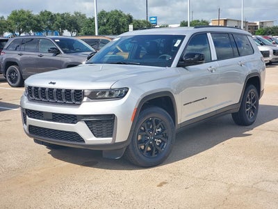 2026 Jeep Grand Cherokee GRAND CHEROKEE L LAREDO ALTITUDE 4X2