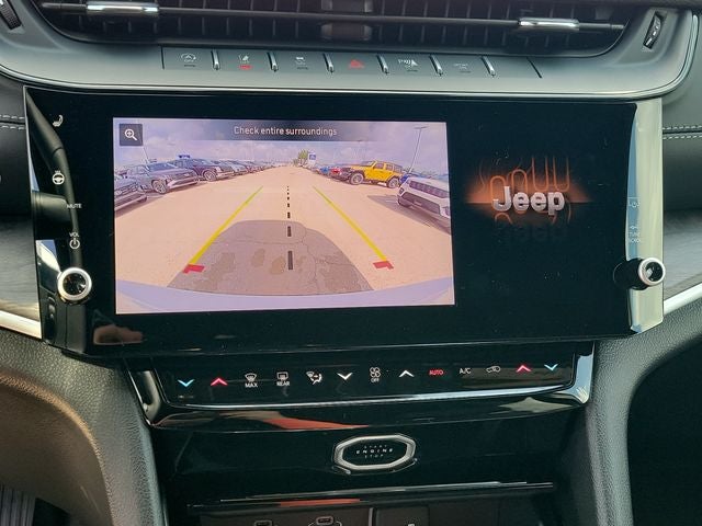 2026 Jeep Grand Cherokee GRAND CHEROKEE L LAREDO ALTITUDE 4X2