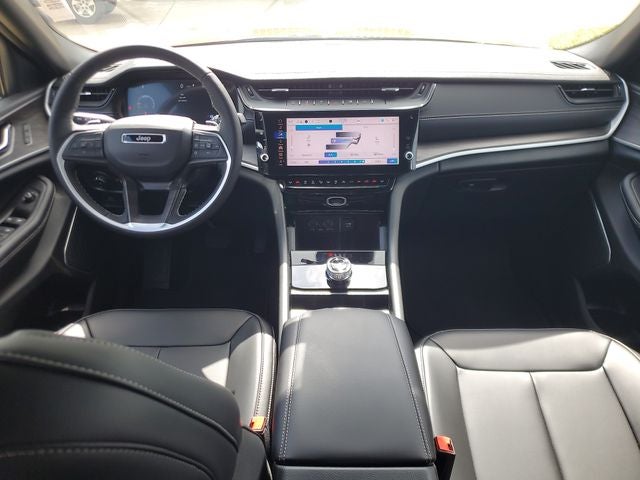 2026 Jeep Grand Cherokee GRAND CHEROKEE L LIMITED 4X2