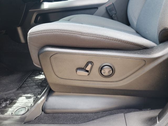 2025 RAM 1500 Lone Star Crew Cab 4x4 5'7' Box