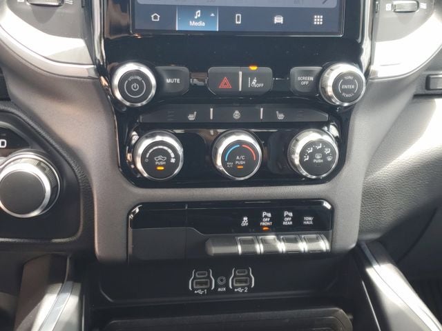 2025 RAM 1500 Lone Star Crew Cab 4x4 5'7' Box