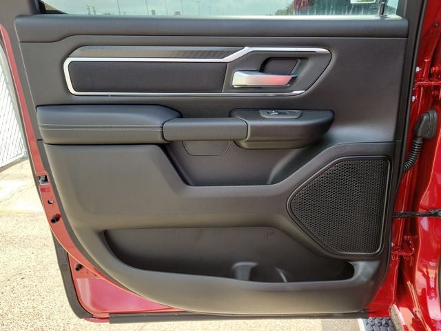 2026 RAM 1500 RAM 1500 LONE STAR CREW CAB 4X4 5'7' BOX