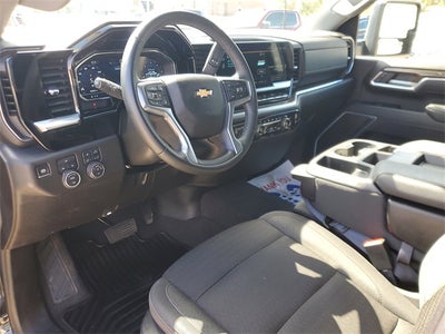 2025 Chevrolet Silverado 2500HD 4WD Crew Cab Standard Bed LT