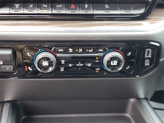 2024 Chevrolet Silverado 2500HD 4WD Crew Cab Standard Bed LT