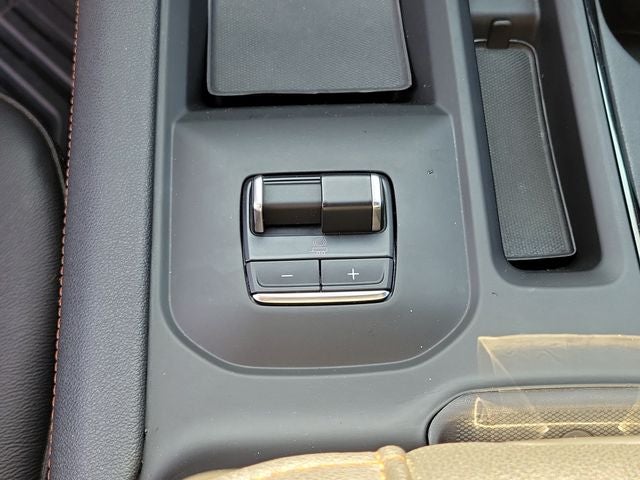 2024 GMC Sierra 2500HD 4WD Crew Cab Standard Bed AT4