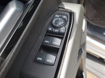 2025 GMC Sierra 2500HD 4WD Crew Cab Standard Bed AT4