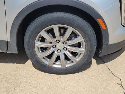 2021 Cadillac XT4 FWD Premium Luxury