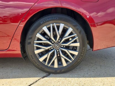 2025 Nissan Altima SV FWD