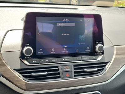 2025 Nissan Altima SV FWD