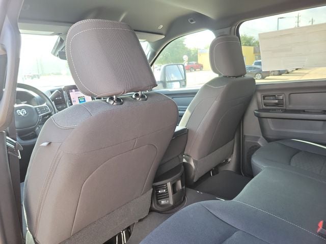 2026 RAM 2500 RAM 2500 BLACK EXPRESS CREW CAB 4X4 6'4' BOX