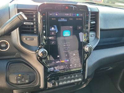 2027 RAM Ram 3500 RAM 3500 TRADESMAN CREW CAB 4X4 8' BOX