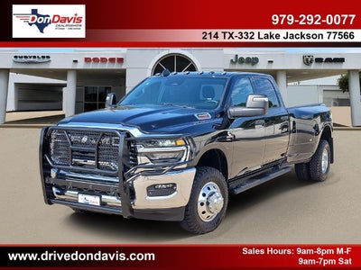 2026 RAM 3500 Tradesman Crew Cab 4x4 8' Box