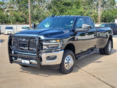 2026 RAM 3500 Tradesman Crew Cab 4x4 8' Box