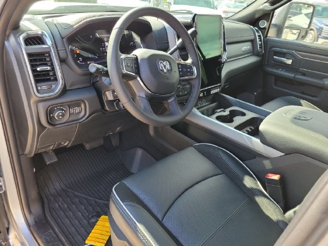2027 RAM Ram 3500 RAM 3500 LARAMIE CREW CAB 4X4 8' BOX