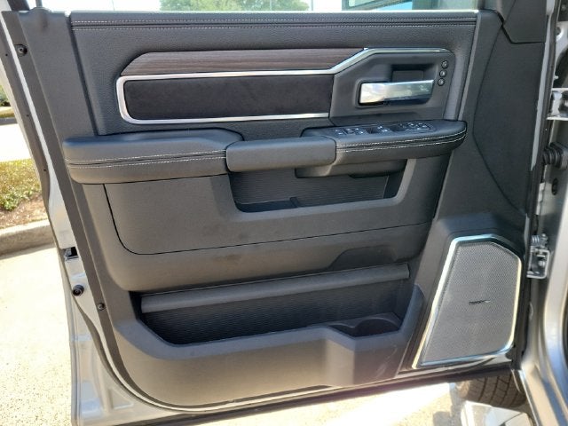 2027 RAM Ram 3500 RAM 3500 LARAMIE CREW CAB 4X4 8' BOX
