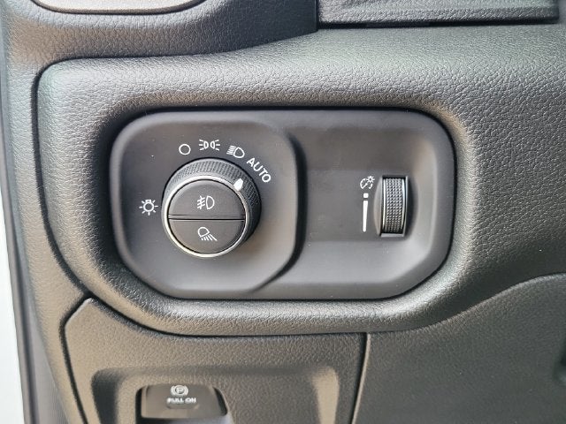 2027 RAM 1500 Express