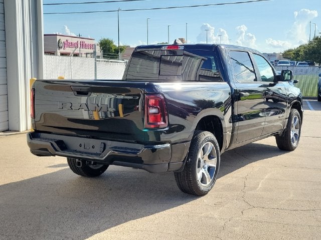2027 RAM 1500 Express