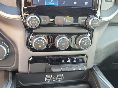 2026 RAM 1500 RAM 1500 EXPRESS CREW CAB 4X4 5'7' BOX