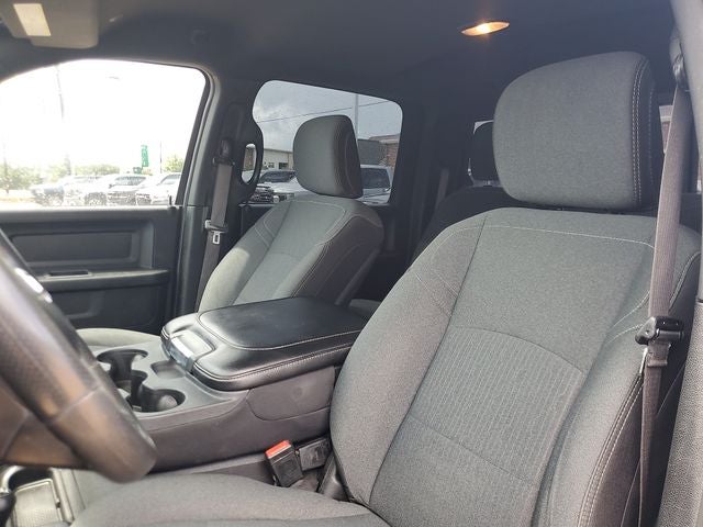 2022 RAM 2500 Tradesman Crew Cab 4x4 6'4' Box