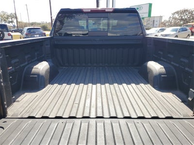 2023 GMC Sierra 1500 2WD Crew Cab Short Box SLT