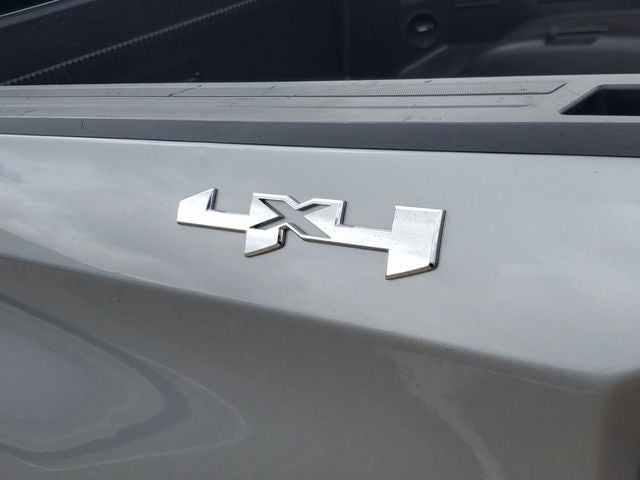 2025 GMC Sierra 1500 4WD Crew Cab Short Box SLT