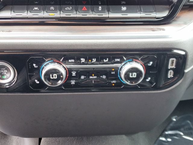 2024 GMC Sierra 1500 4WD Crew Cab Short Box SLT