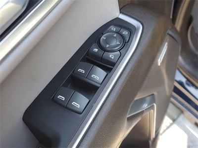 2022 GMC Sierra 1500 4WD Crew Cab Short Box SLT