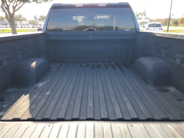 2022 GMC Sierra 1500 4WD Crew Cab Short Box SLT