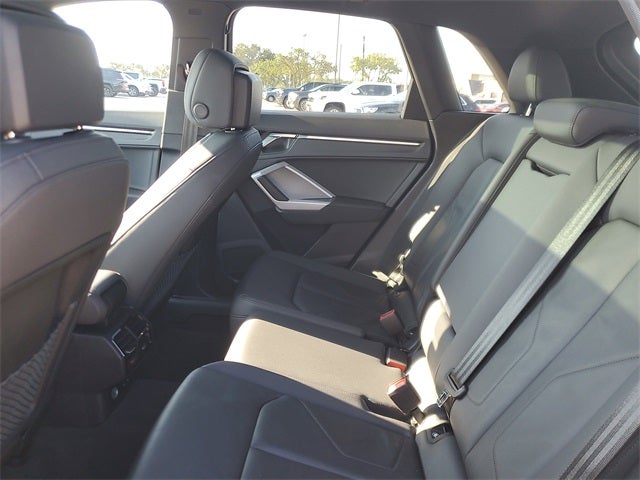 2024 Audi Q3 Premium 45 TFSI S line quattro Tiptronic