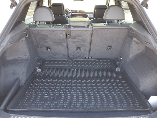 2024 Audi Q3 Premium 45 TFSI S line quattro Tiptronic