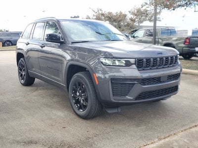 2026 Jeep Grand Cherokee GRAND CHEROKEE LAREDO ALTITUDE 4X2