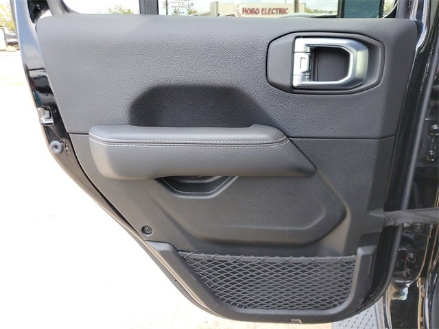 2022 Jeep Gladiator Overland 4x4