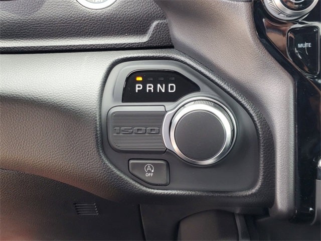 2025 RAM Ram 1500 RAM 1500 BIG HORN CREW CAB 4X2 5'7' BOX