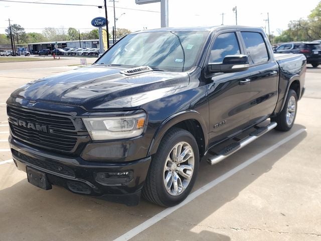 2019 RAM 1500 Laramie Crew Cab 4x2 5'7' Box