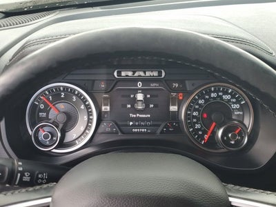 2019 RAM 1500 Laramie Crew Cab 4x2 5'7' Box