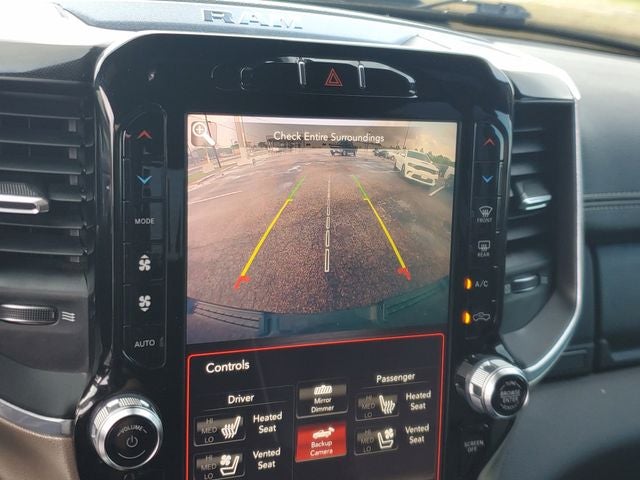 2019 RAM 1500 Laramie Crew Cab 4x2 5'7' Box