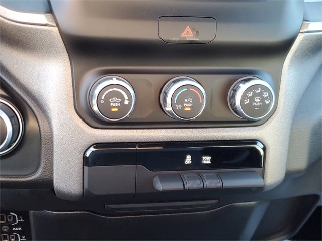 2022 RAM 1500 Tradesman Quad Cab 4x2 6'4' Box