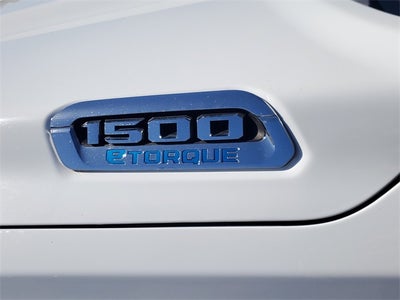 2022 RAM 1500 Tradesman Quad Cab 4x2 6'4' Box