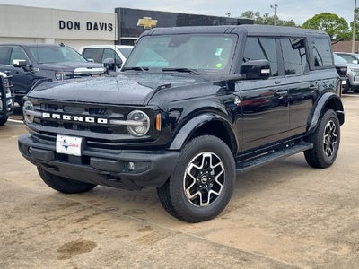 2024 Ford Bronco Outer Banks