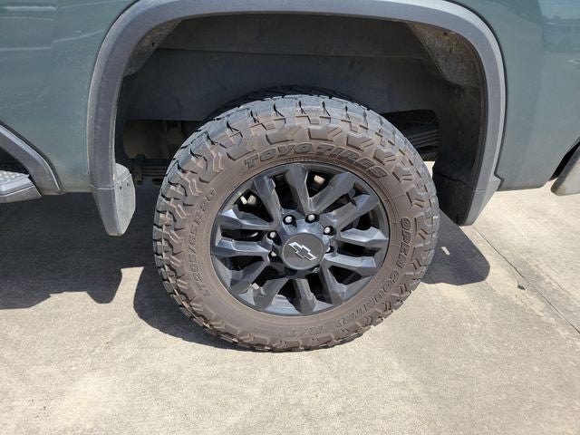 2025 Chevrolet Silverado 2500HD 4WD Crew Cab Standard Bed LT