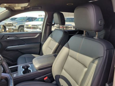 2026 GMC Acadia Elevation FWD
