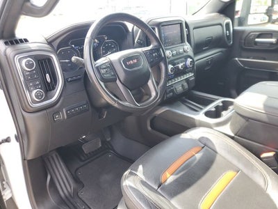 2023 GMC Sierra 2500HD 4WD Crew Cab Standard Bed AT4